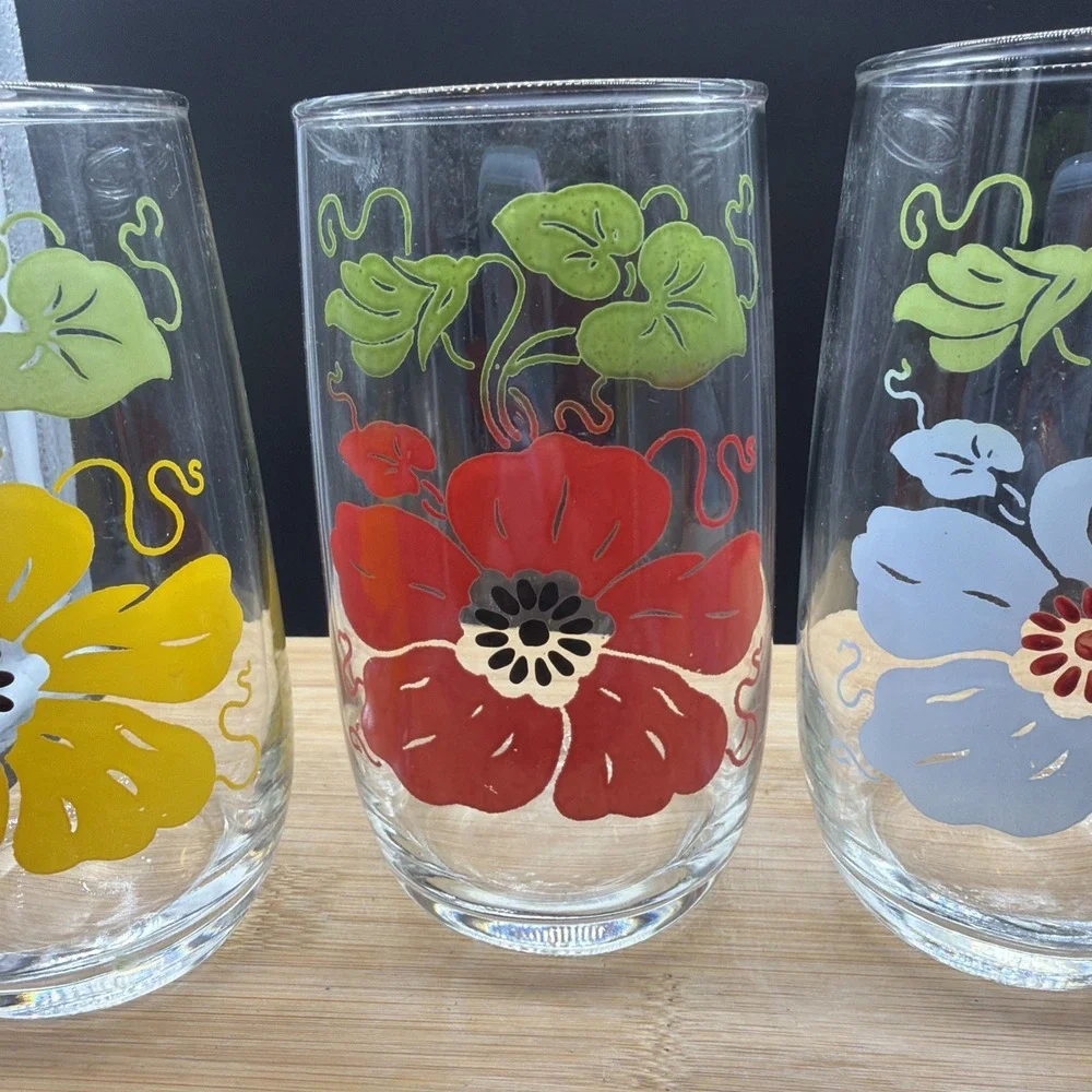 Vintage Set Of 4 50s Morning Glory Poppy Tumblers American Horror Story S4 Ep 5
